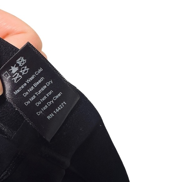 Ultracor Leggings Womens Size 8 Black Red Gray Geometric Print - Picture 4 of 5